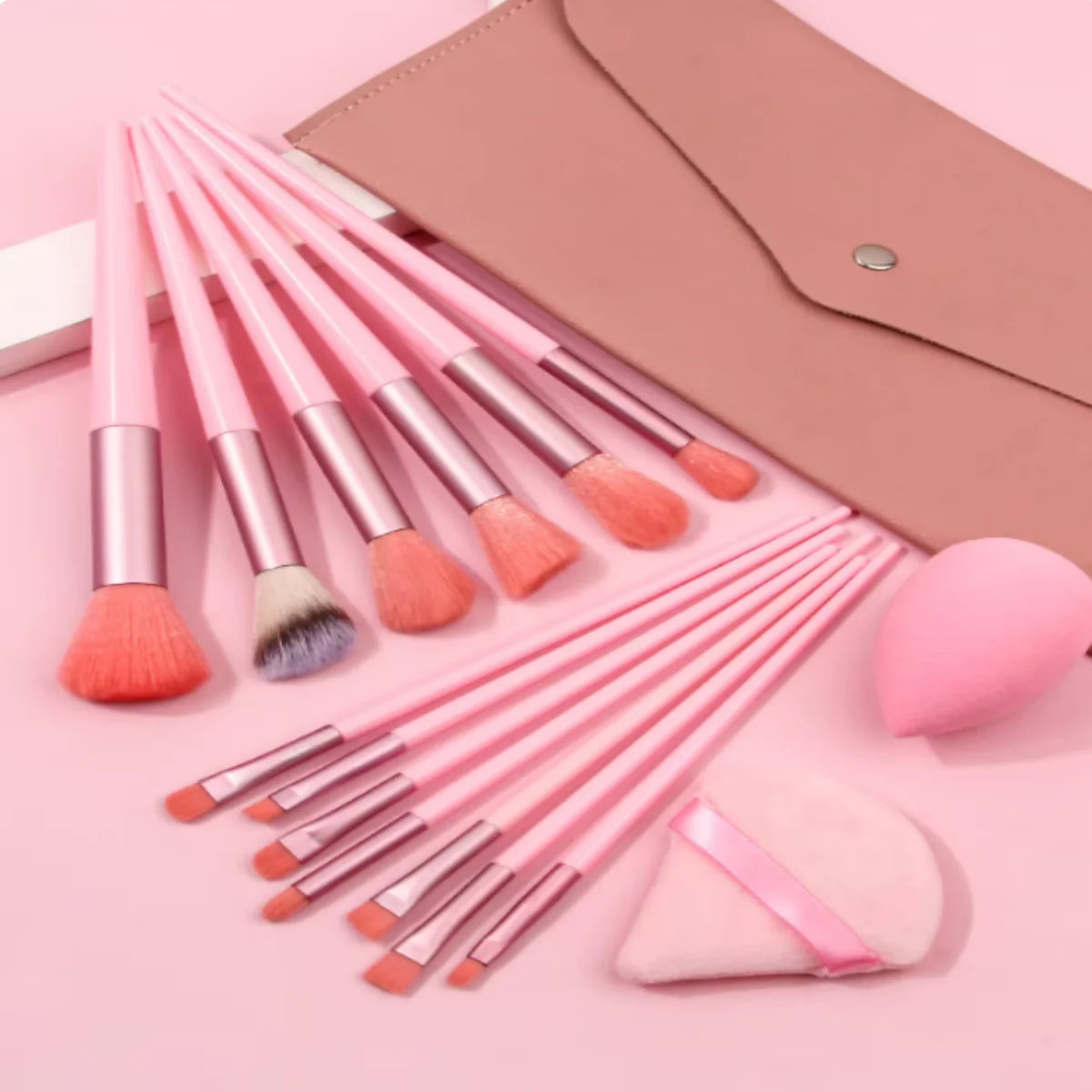 13 PCS/Lot Makeup Brushes Set Eye Shadow Foundation Women Cosmetic Powder Blush Blending Beauty Make Up Tool